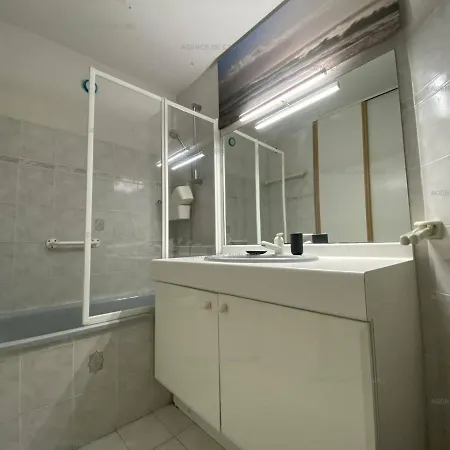 Apartment T2 Avec Terrasse Et Garage A - Proche Port - Fr-1-100-262 Cavalaire-sur-Mer